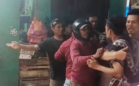 RICUH ANTARA PETUGAS KEAMANAN DAN PEDAGANG DI PASAR MAIMUN KARIMUN VIRAL DI MEDIA SOSIAL, PENYEBAB MASIH BELUM DIKETAHUI