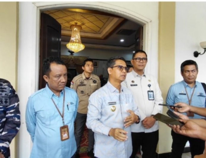 BAHAS POLEMIK KEBERANGKATAN PEKERJA MIGRAN KE MALAYSIA, PEMKAB KARIMUN GELAR RAPAT KOORDINASI