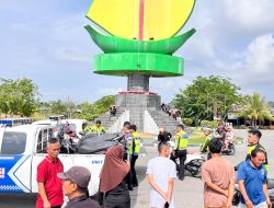 Mobil Tabrak Satu Keluarga di Coastal Area, Sang Ibu Tewas di Tempat